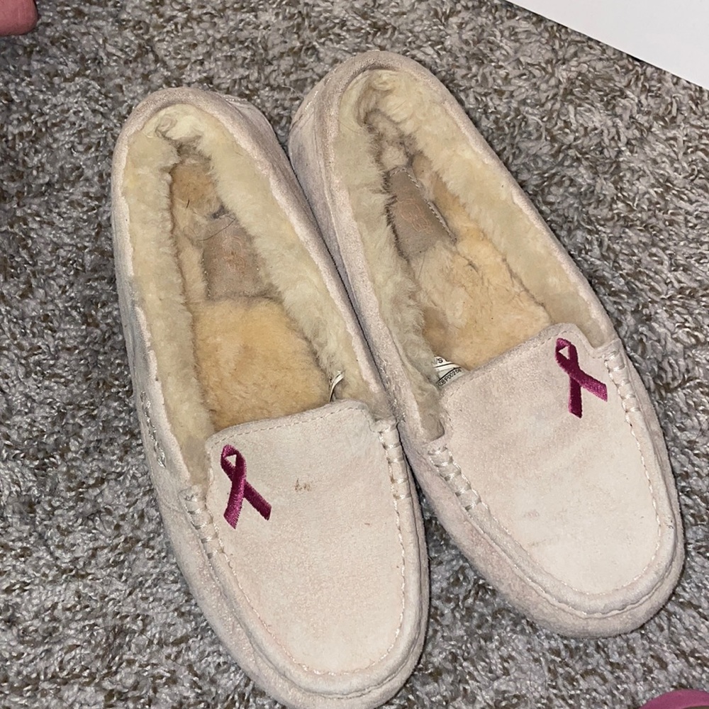 Ugg breast cancer moccasins 7